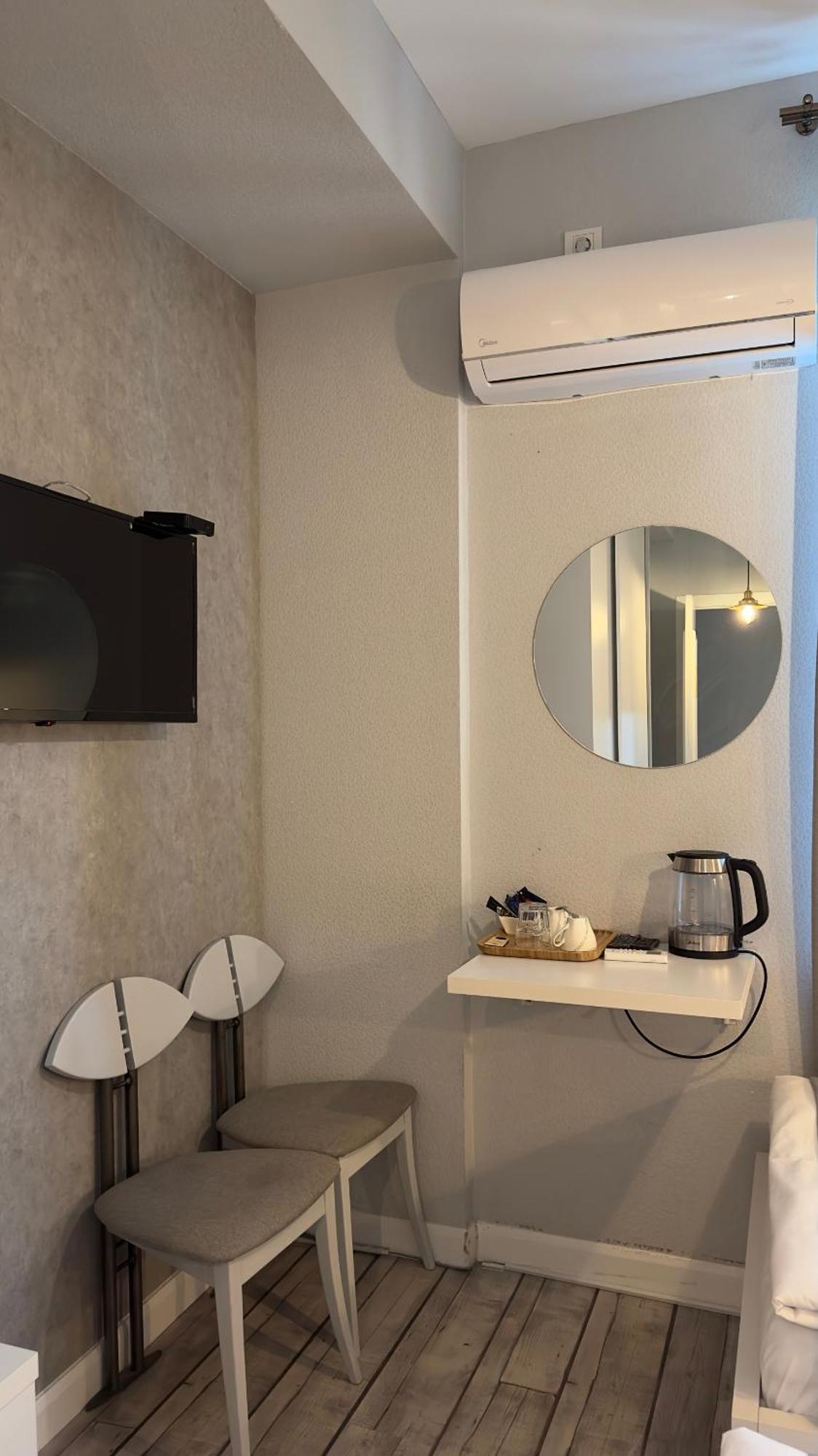 Hotel Ticiani 13 Kutaiszi Kültér fotó