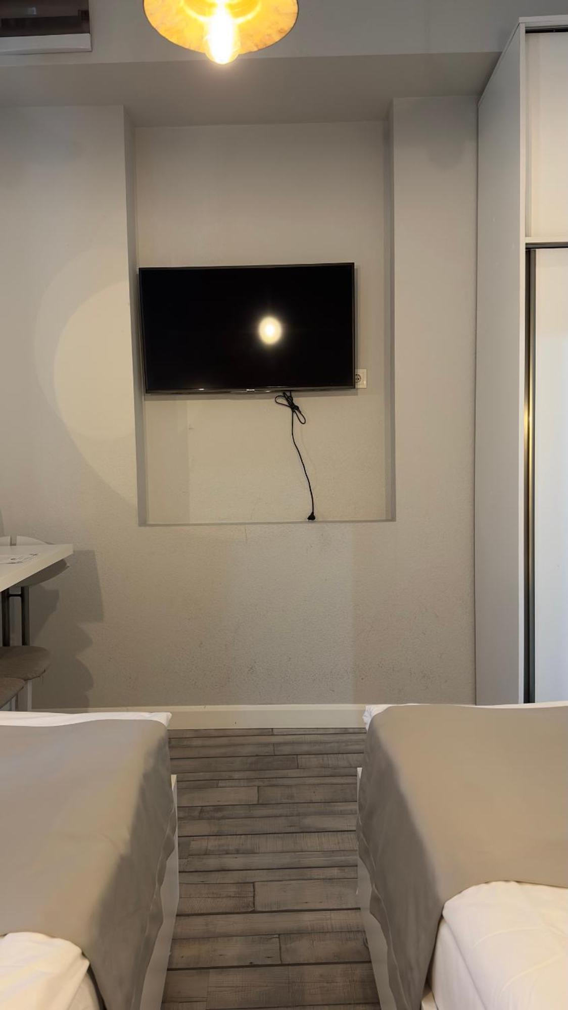 Hotel Ticiani 13 Kutaiszi Kültér fotó